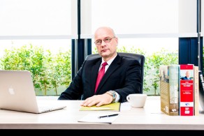 20150524 - [roberryarts]-Corporate.Photoshoot.For.GICH.CEO.Interview-May.2015 - Pic 0008